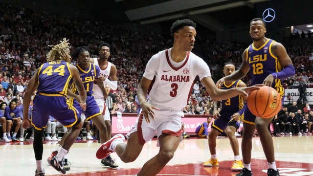 Jan 14, 2023; Tuscaloosa, AL, USA; Alabama guard Rylan Griffen (3) drives the ball along the baseline against LSU at Coleman Coliseum Saturday. Ncaa Basketball Alabama Vs Lsu  